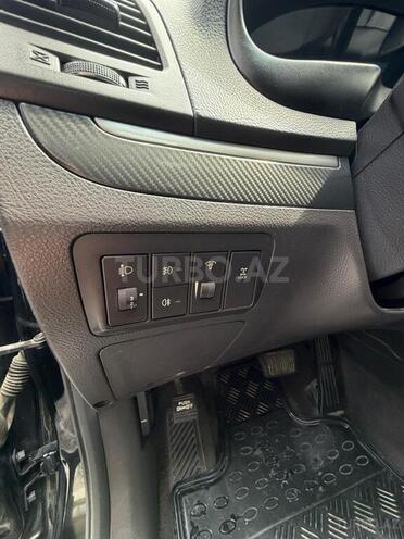 Hyundai Santa Fe-6