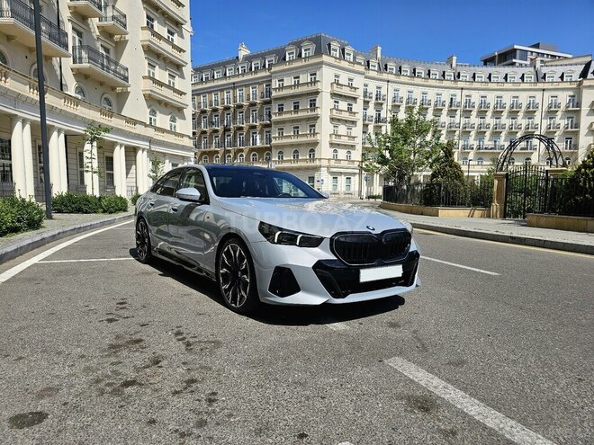 BMW 530e-4