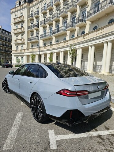 BMW 530e-8