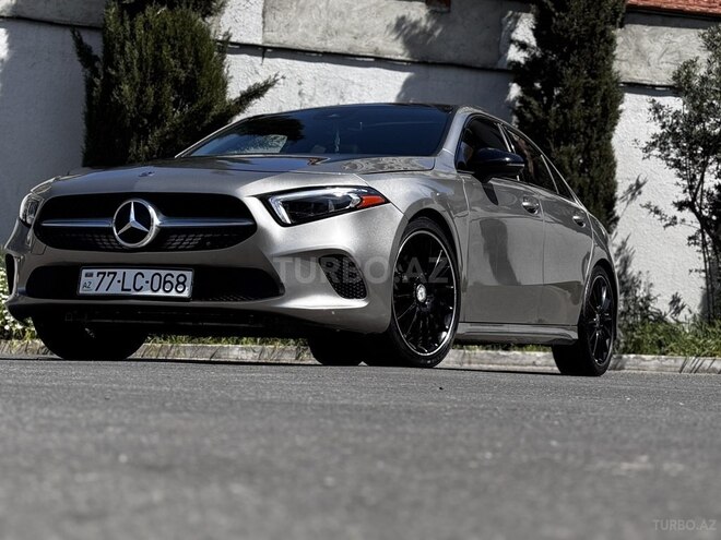 Mercedes A 250-13