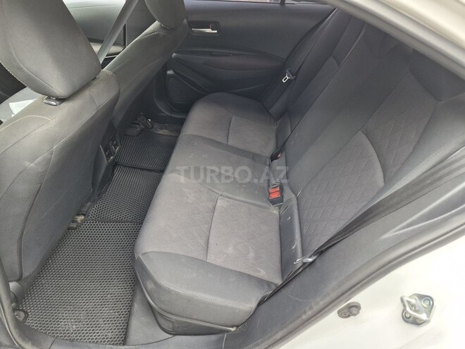 Toyota Corolla-6