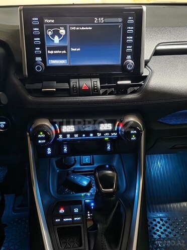 Toyota RAV4-10