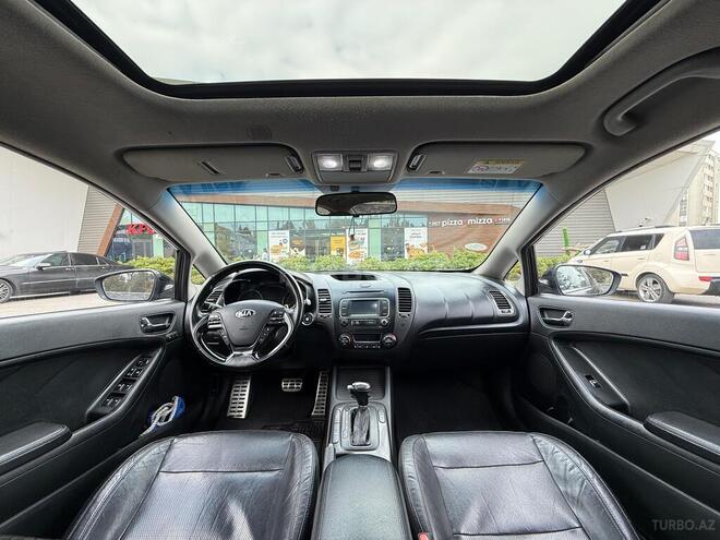 Kia Cerato-8