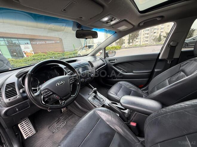 Kia Cerato-9