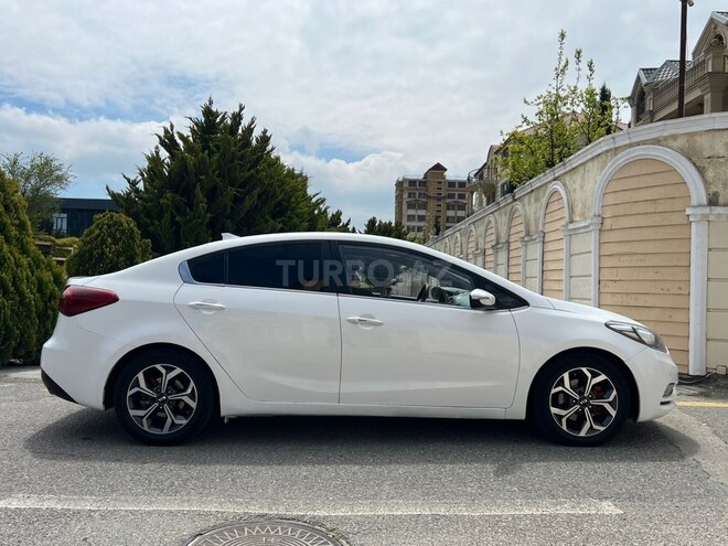 Kia Cerato-4