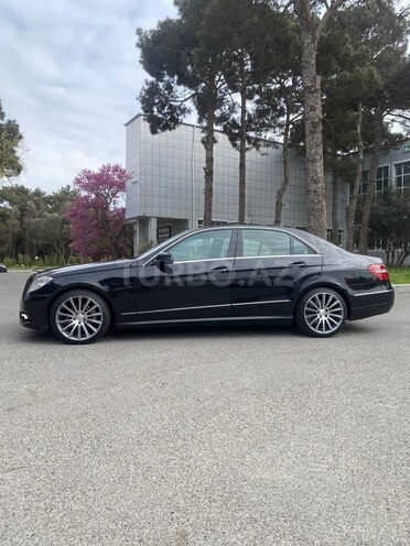 Mercedes E 200-2