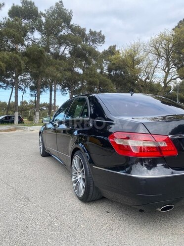 Mercedes E 200-5