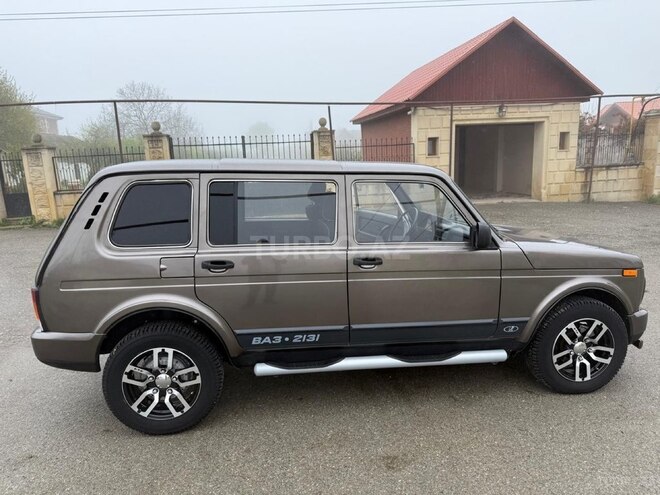 LADA (VAZ) Niva-5