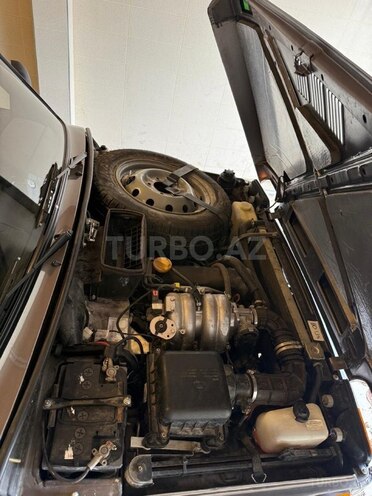 LADA (VAZ) Niva-17