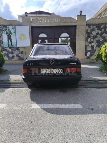 Mercedes 190-5