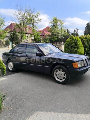 Mercedes 190-7