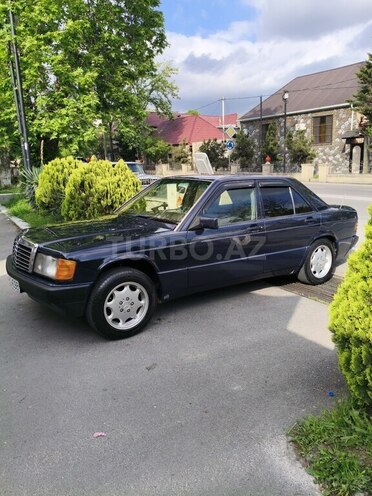 Mercedes 190-6
