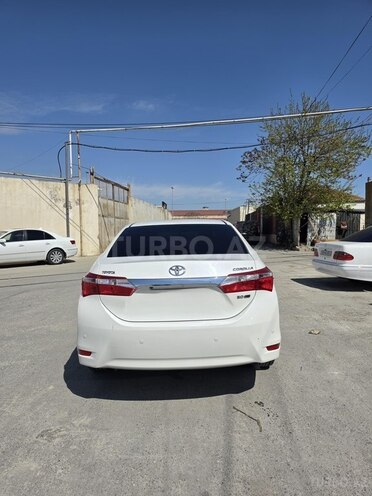 Toyota Corolla-2