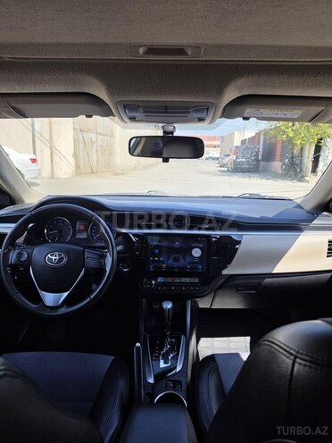 Toyota Corolla-5