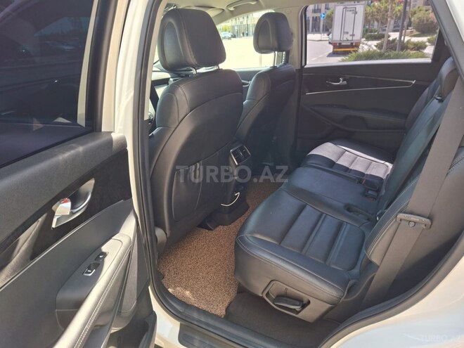 Kia Sorento-6