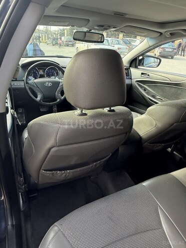 Hyundai Sonata-5