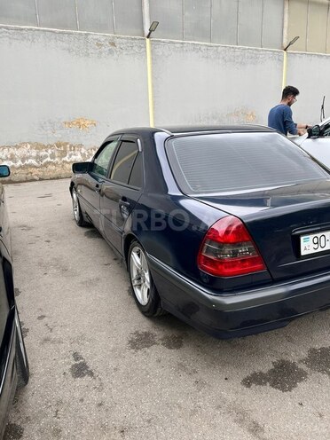 Mercedes C 180-6