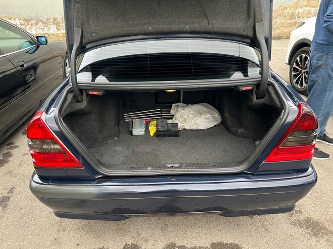 Mercedes C 180-7