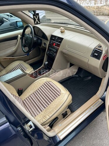 Mercedes C 180-12