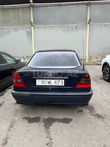 Mercedes C 180-4