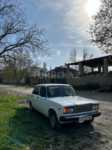 LADA (VAZ) 2107-5