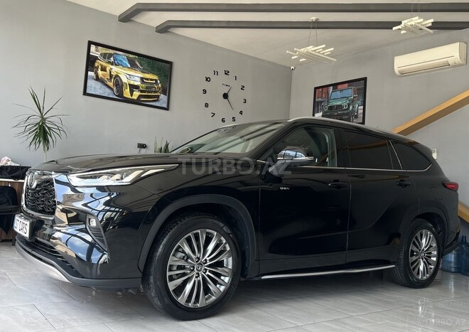 Toyota Highlander-3