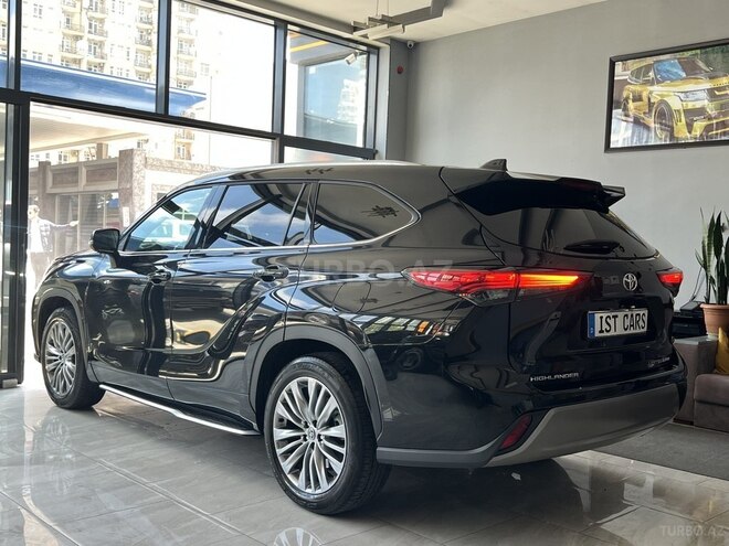 Toyota Highlander-8