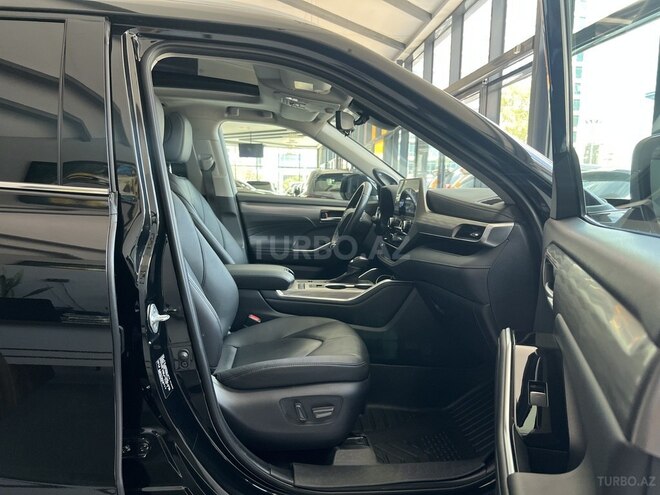 Toyota Highlander-11