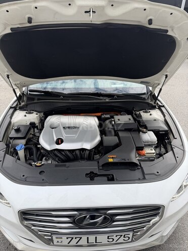 Hyundai Grandeur-12