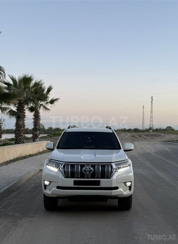 Toyota Land Cruiser Prado-1