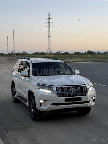 Toyota Land Cruiser Prado-6