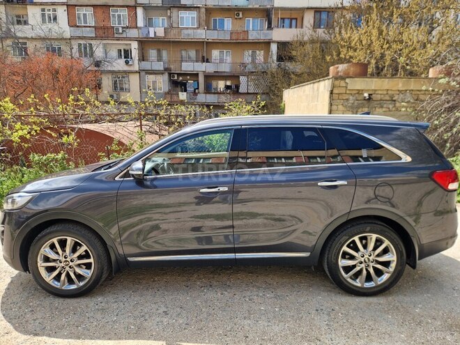 Kia Sorento-2