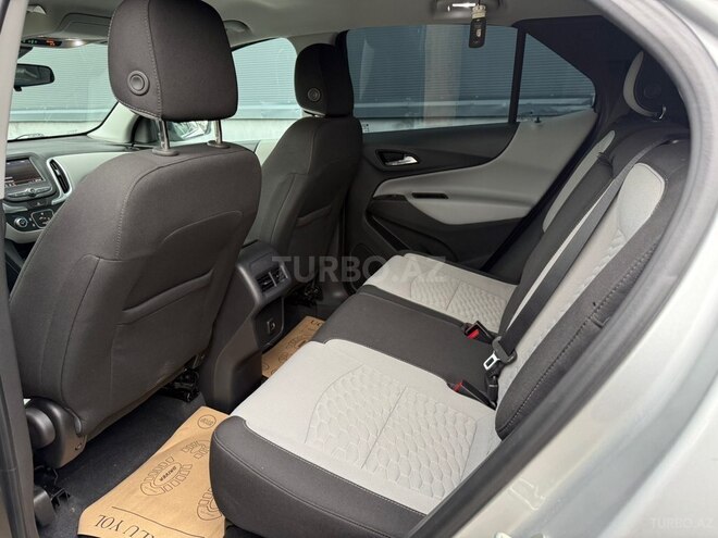 Chevrolet Equinox-7