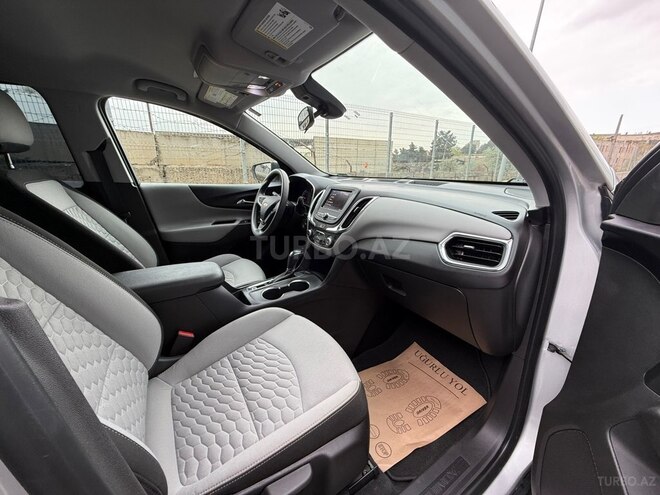 Chevrolet Equinox-8