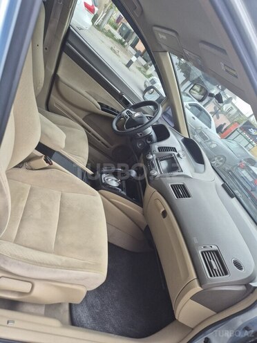 Honda Civic-12