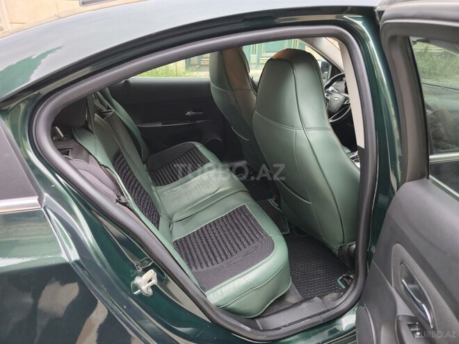 Chevrolet Cruze-6