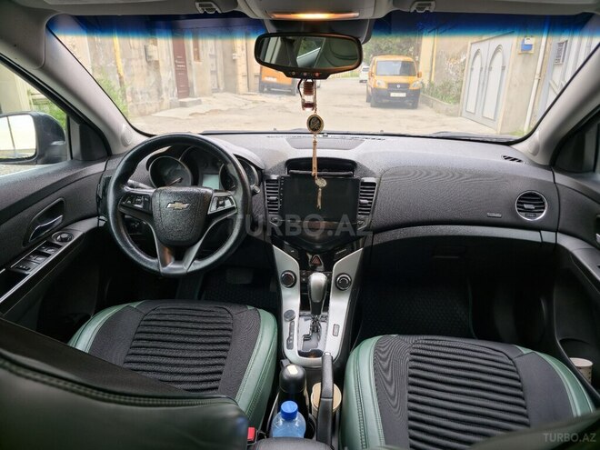 Chevrolet Cruze-5