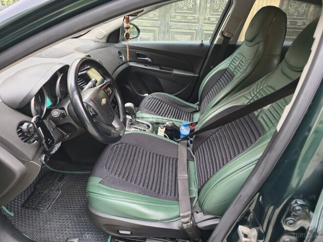 Chevrolet Cruze-7