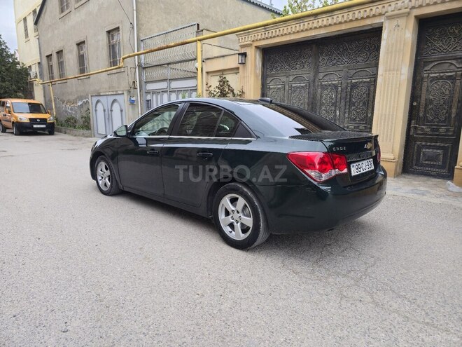 Chevrolet Cruze-10