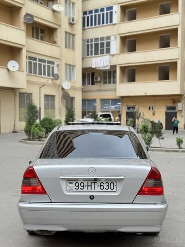 Mercedes C 220-7
