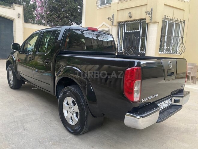 Nissan Navara-6