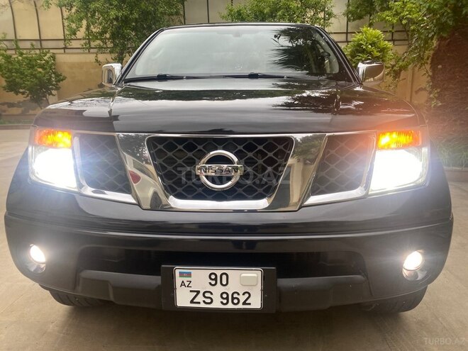 Nissan Navara-1