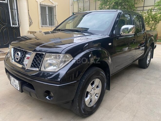 Nissan Navara-4