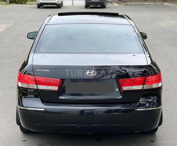 Hyundai Sonata-6