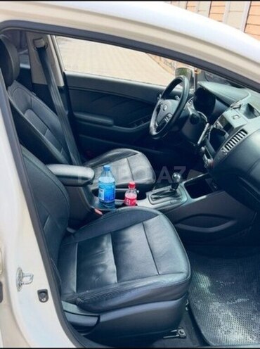 Kia Cerato-6
