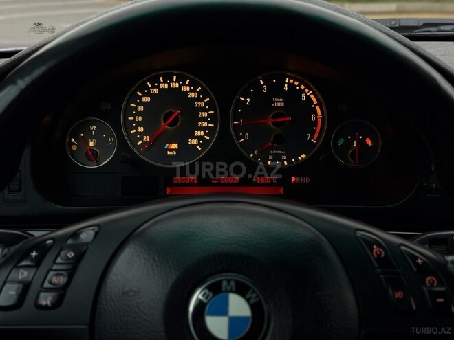 BMW 525-19
