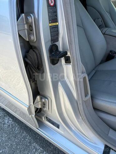 Mercedes E 240-8