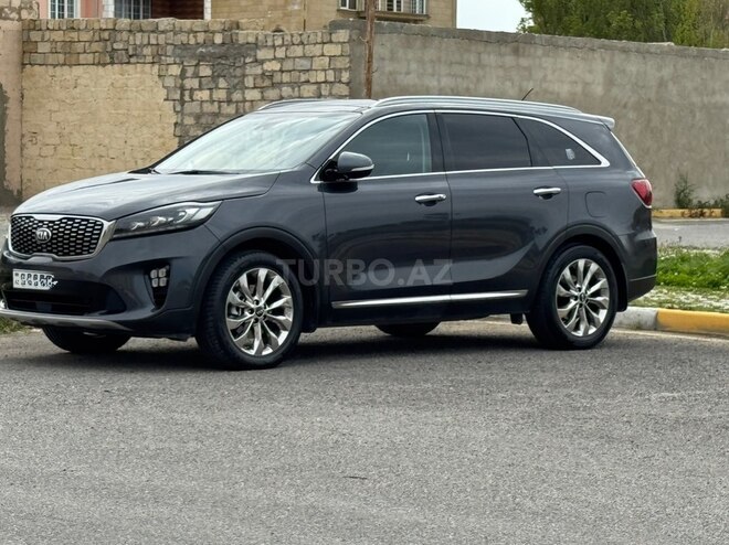 Kia Sorento-13