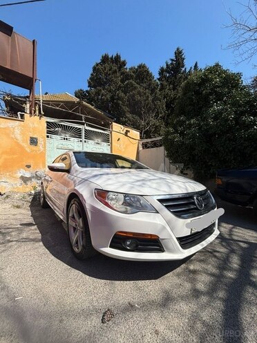 Volkswagen Passat CC-1