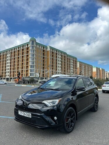 Toyota RAV4-3